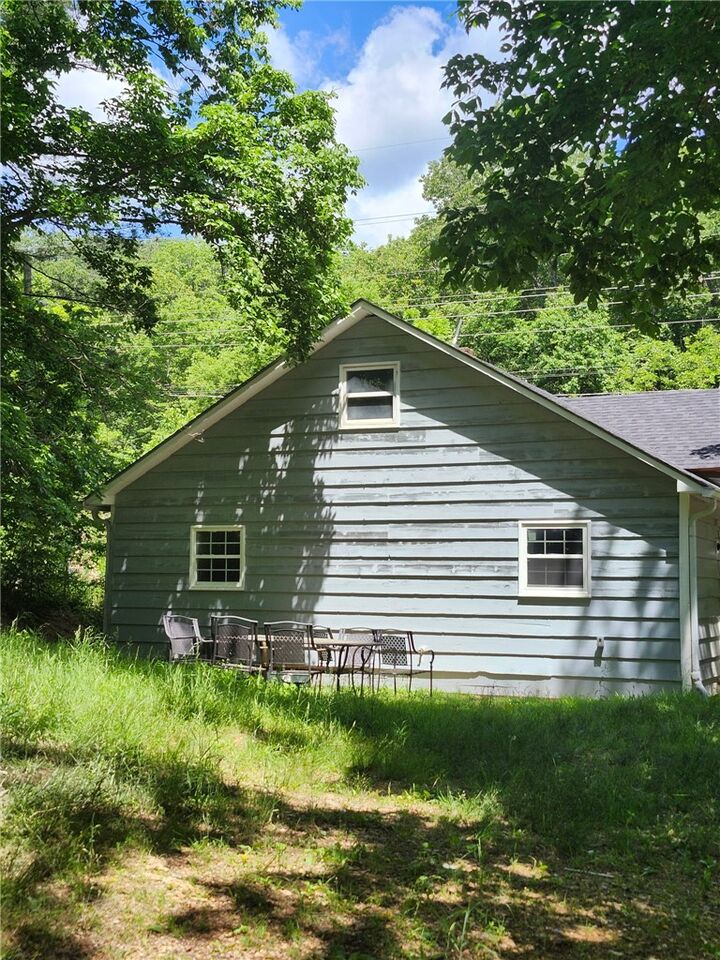 Property Photo:  2 Fuller Street  AR 72632 