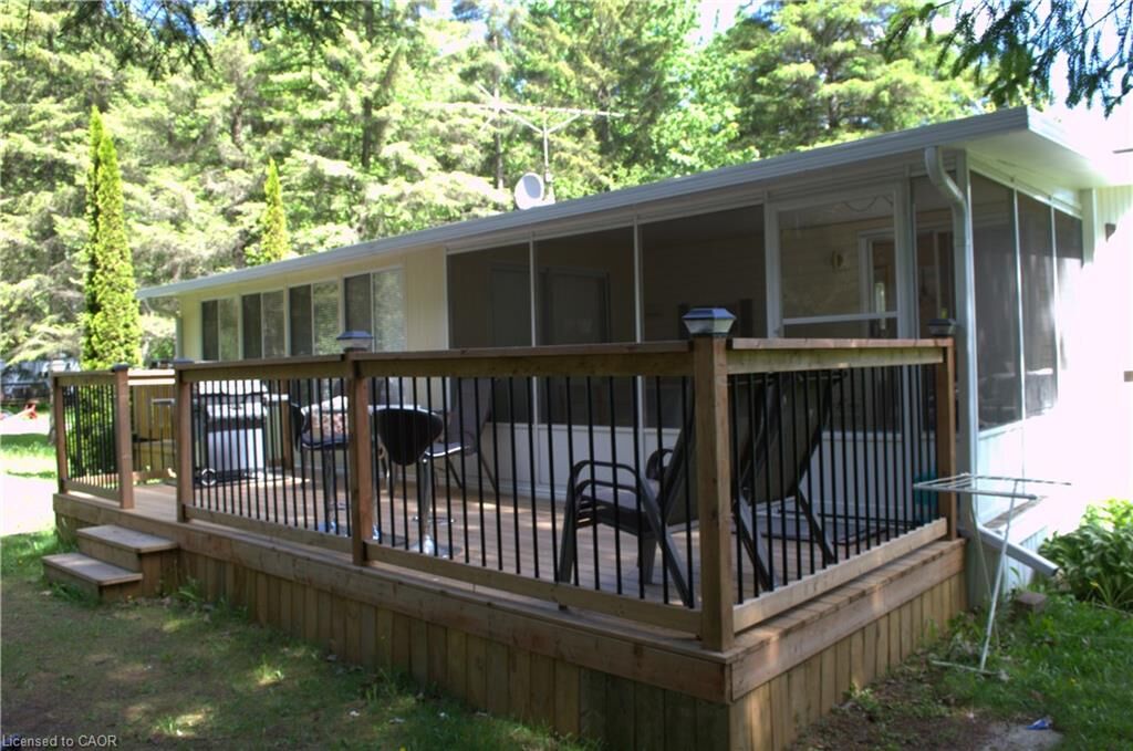 Property Photo: 673 Brant Waterloo Road 58 ON N0B 1E0