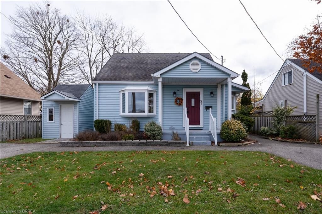 Property Photo:  37 Frank Street  ON N3T 5E1 