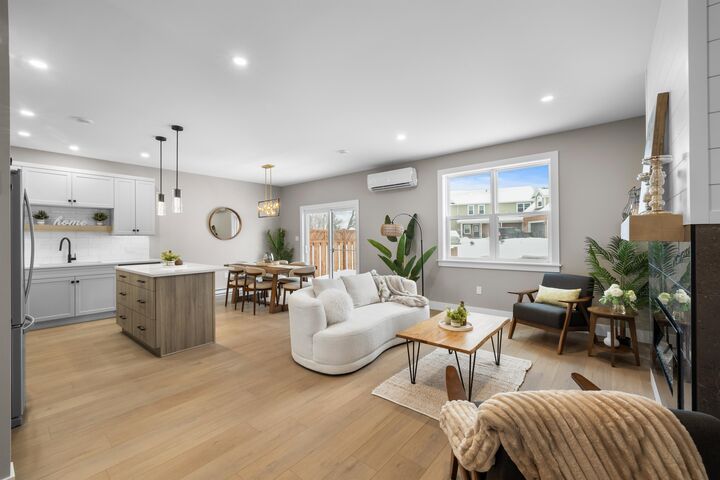 Property Photo:  7 Anne Avenue  PE C1C 0X1 