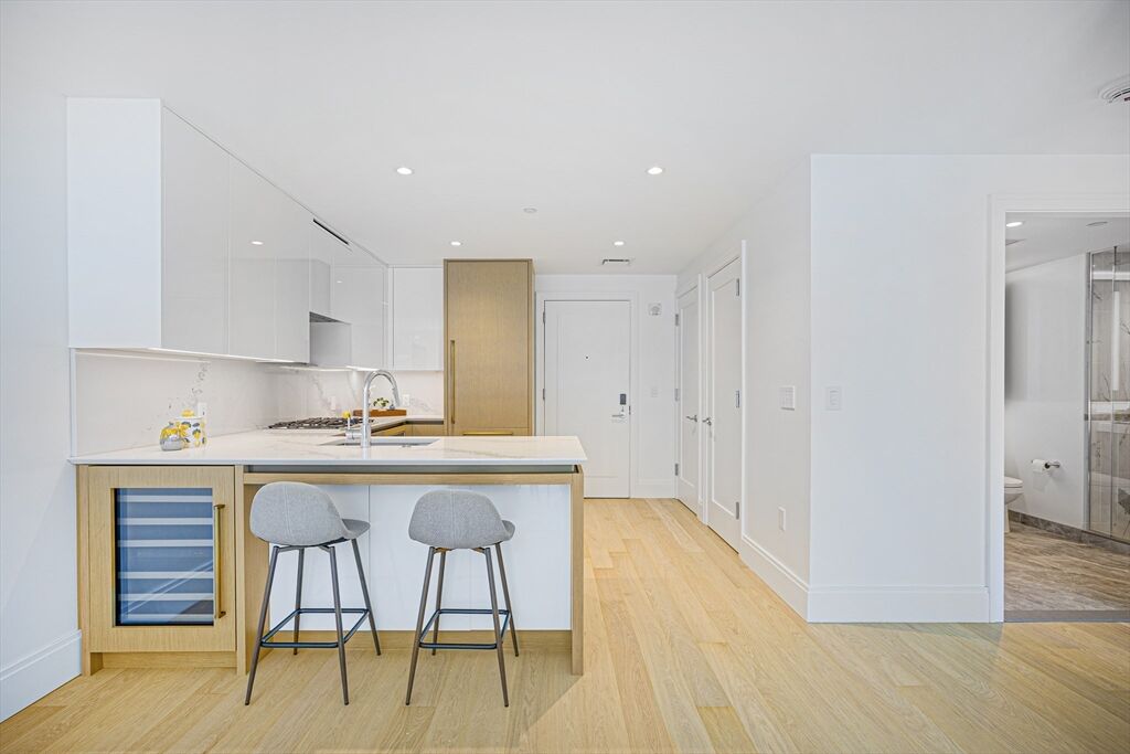 Property Photo: 380 Harrison Ave 1123 MA 02118