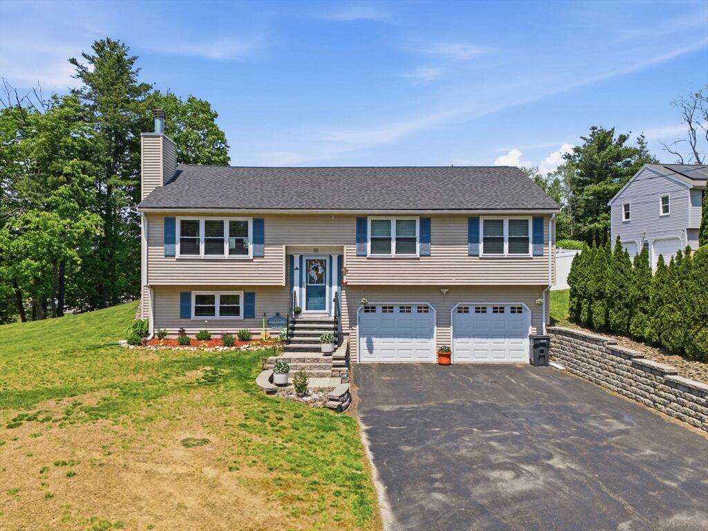 Property Photo:  2 Paradise Ln  MA 01830 