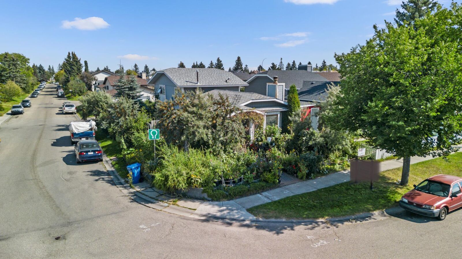 Property Photo: 16 Tararidge Drive NE AB T3J 2P8