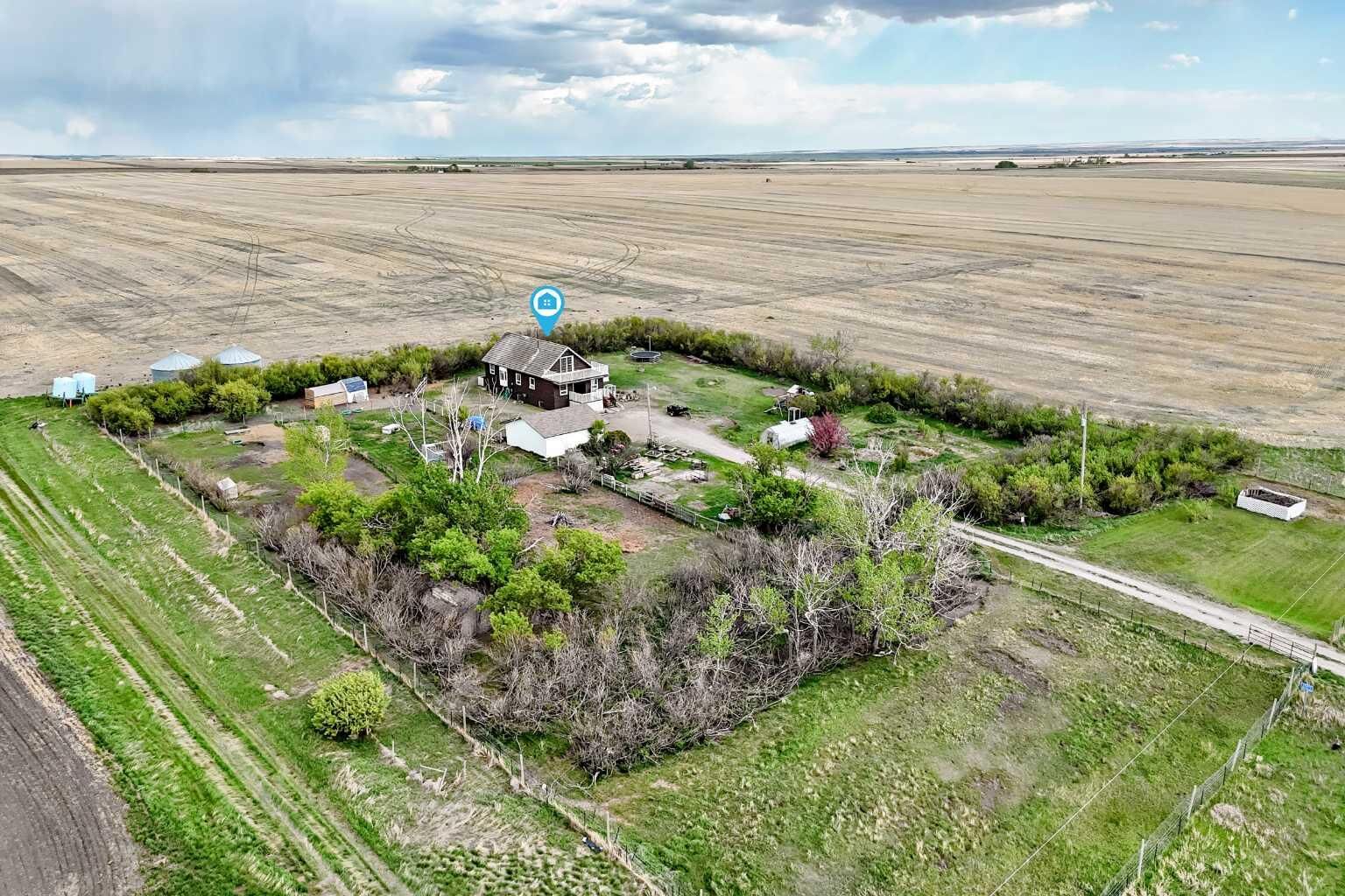 Photo de la propriété:  225079 Range Road 245  AB T1P 0N5 