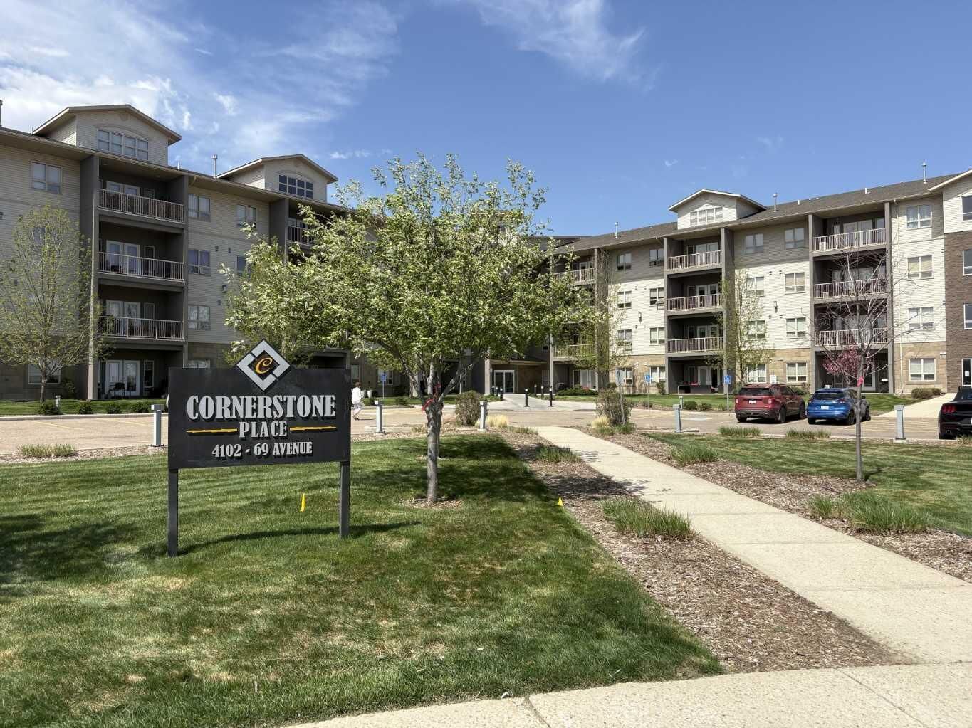 Property Photo: 4102 69 Avenue 323 AB T9V 7K5