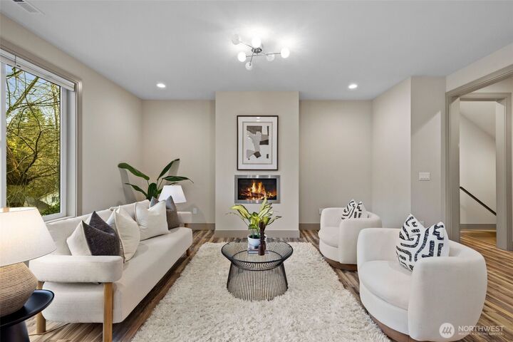Property Photo:  14118  74th Court NE 10  WA 98034 