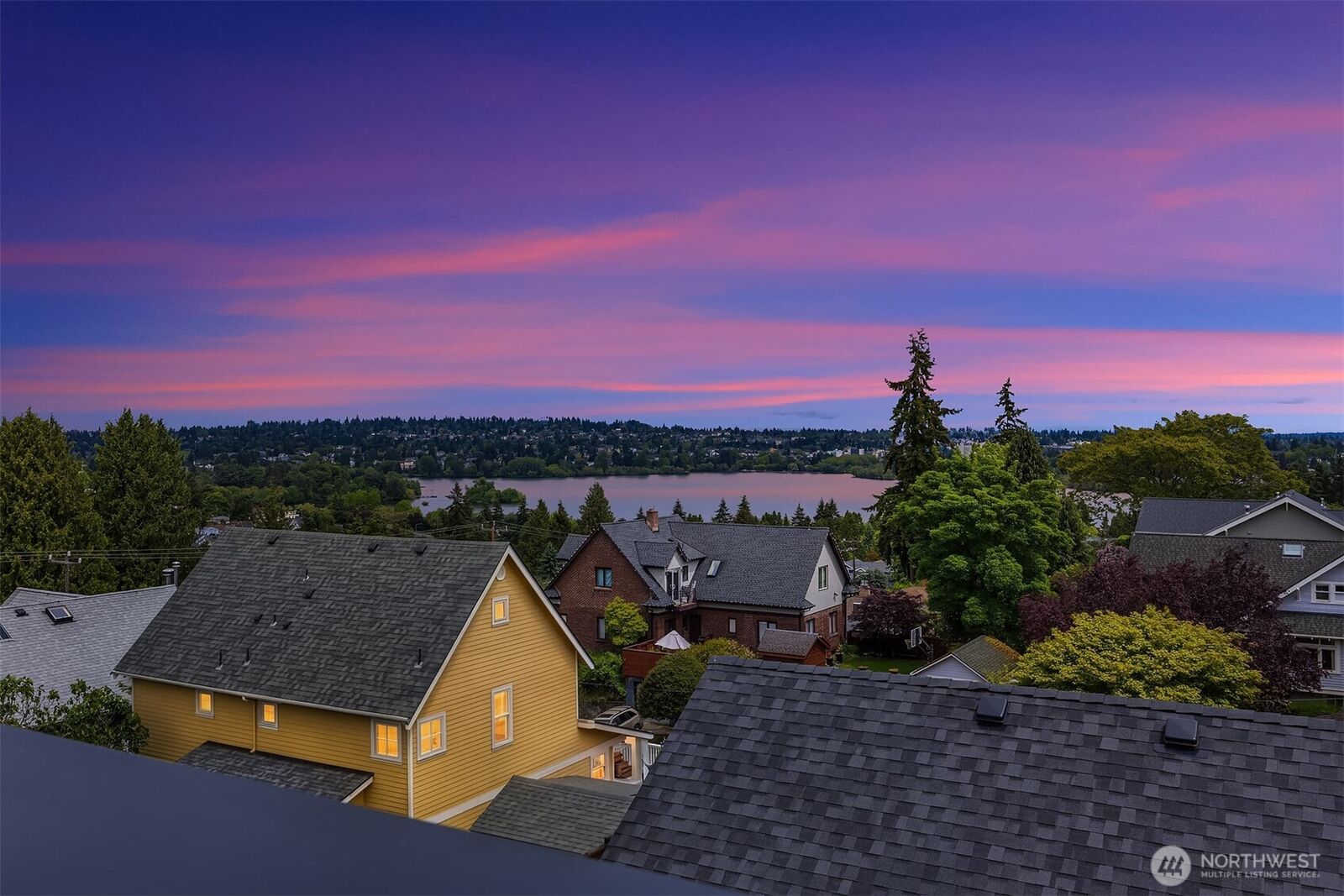 Property Photo: 516 N 61st Street B WA 98103