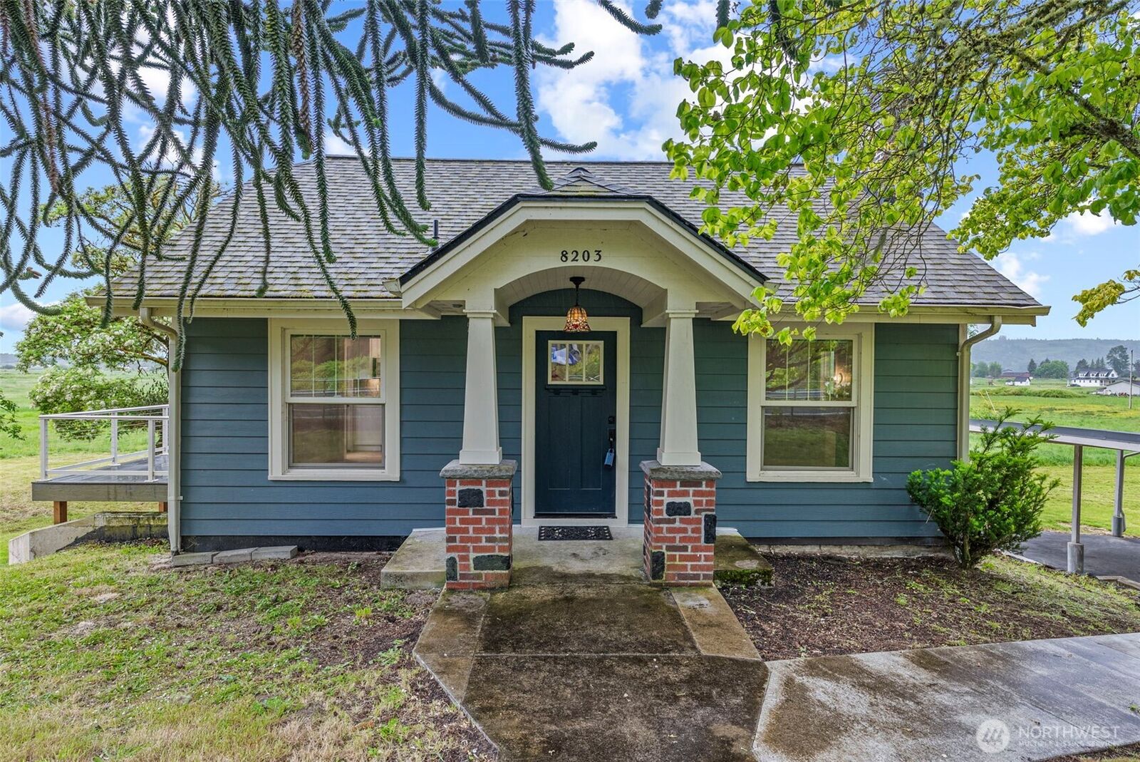 Property Photo: 8203 Willow Grove Road WA 98632