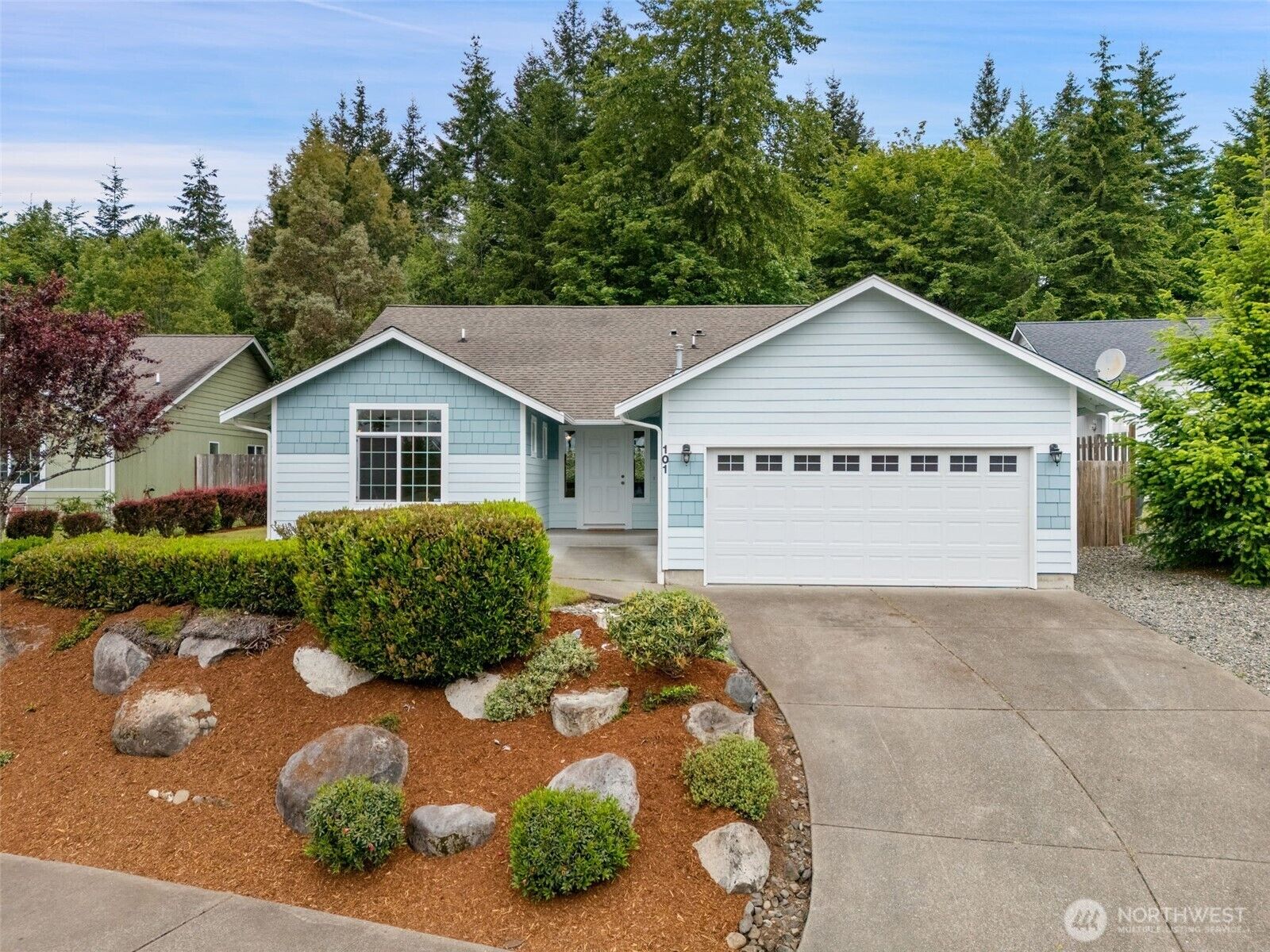 Property Photo:  101  Vista View Court  WA 98584 