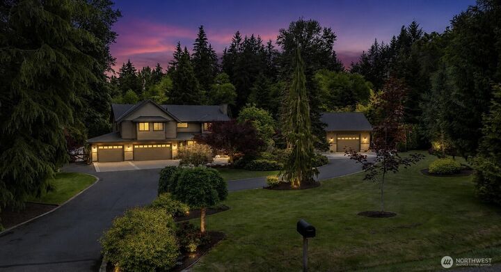 Property Photo: 17215 NE 195th Street WA 98072