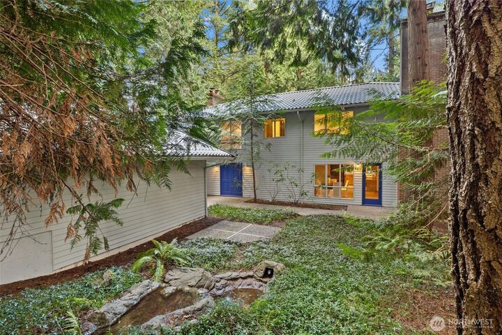 Property Photo:  13619 NE 28th Street  WA 98005 
