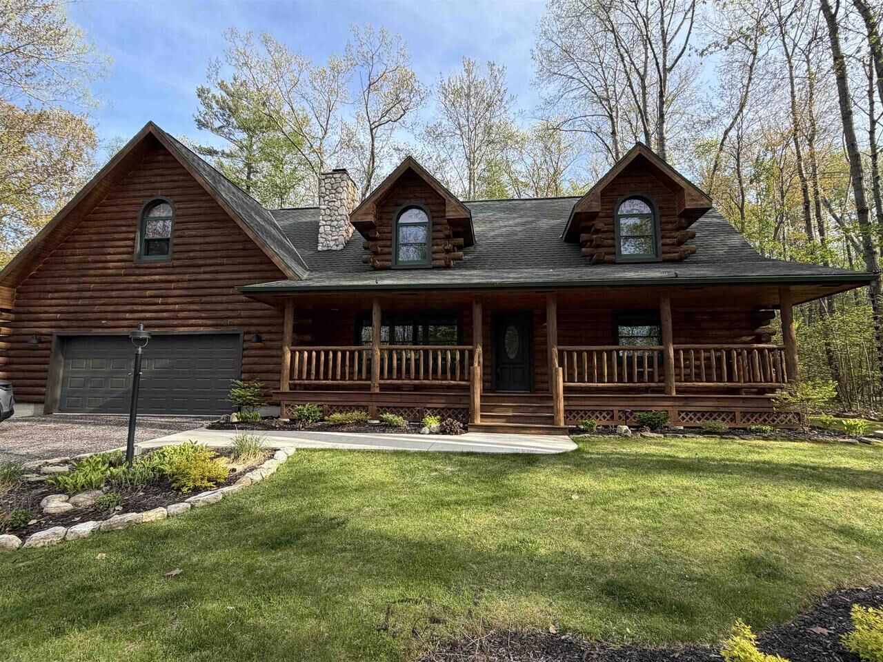 Property Photo:  6337 Bluff Court Trail  WI 54325 