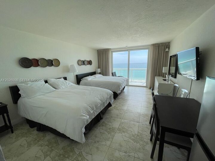 Property Photo: