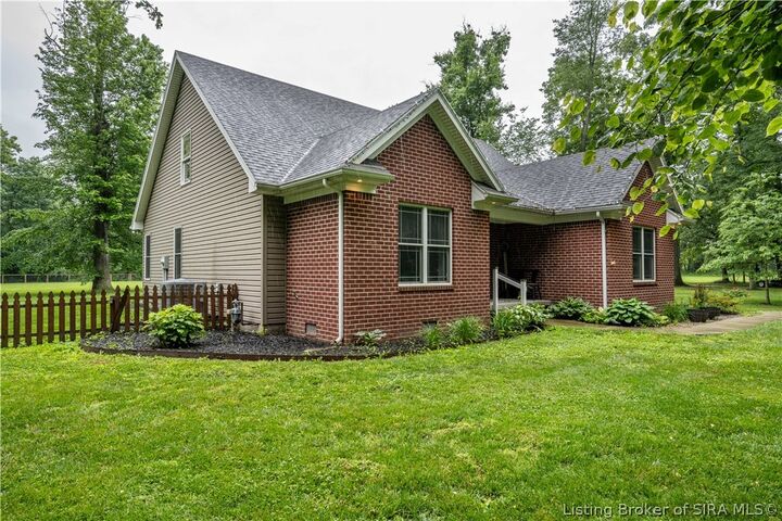 Property Photo: 1797 W Wisteria Lane IN 47170