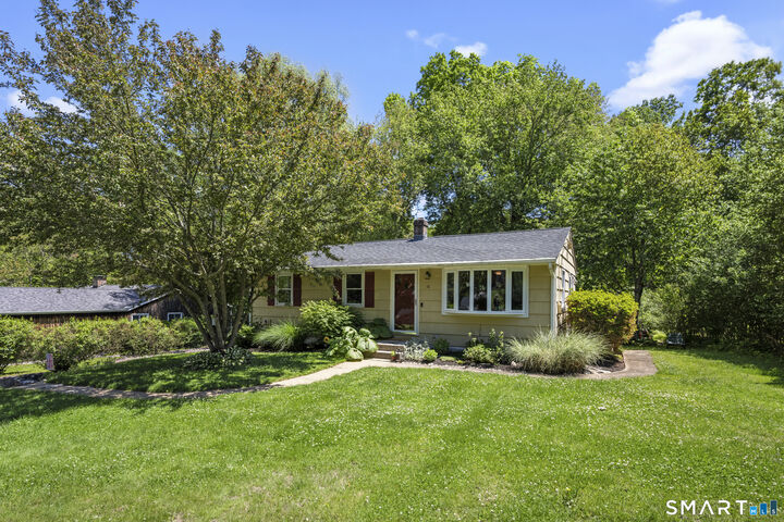 Property Photo:  16 Pollys Lane  CT 06382 