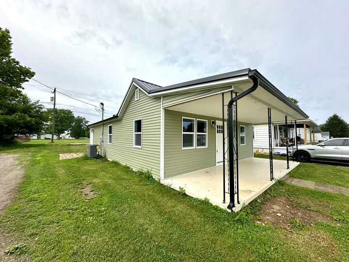Property Photo: 1046 Dayton Street OH 45601
