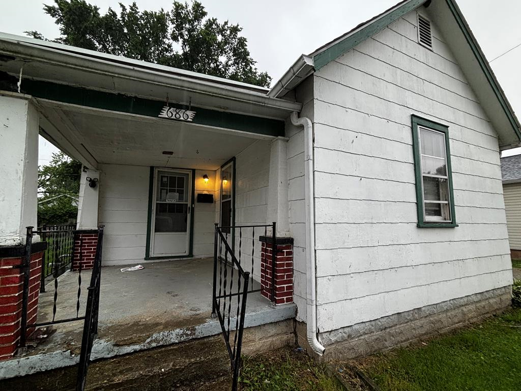 Property Photo: 686 Ervin Ave. OH 45601