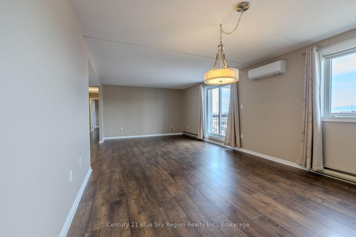 Property Photo:  935 Stockdale Road 602  ON P1B 9L7 