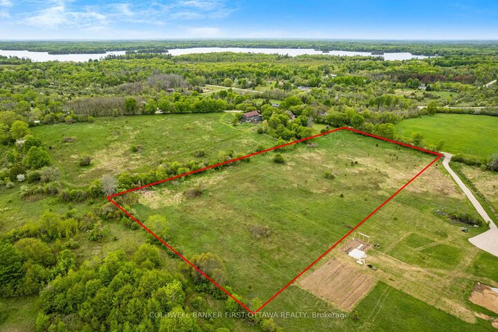 Property Photo:  29 Kitley South Elmsley Townline Road  ON K0G 1L0 