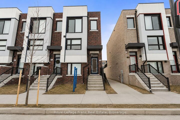 36 Bateson Street — photo 1