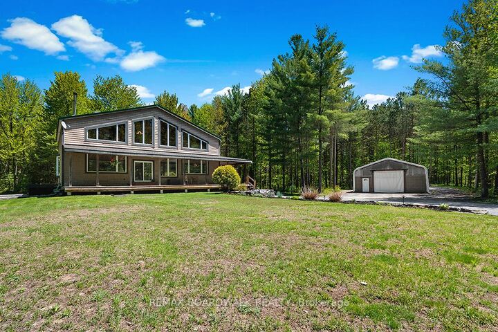 1439 Lacroix Road — photo 1