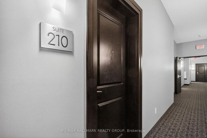 682 Churchill Avenue N 210 — photo 1