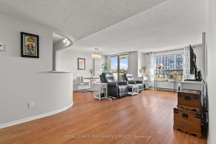 200 Lafontaine Avenue Unit #407 — photo 1