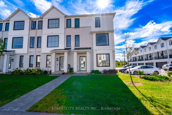 Property Photo: 1781 Henrica Avenue 64 ON N6G 0Y2