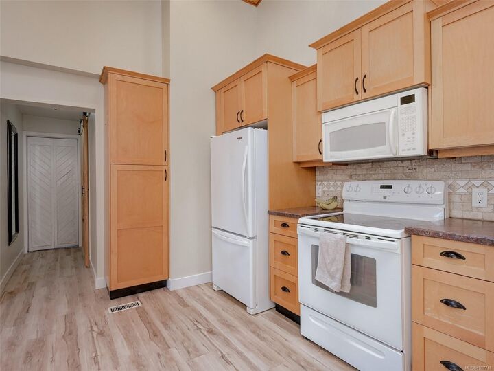Property Photo:  2723 Gibson Pl  BC V0R 2W0 