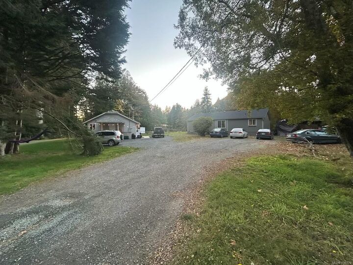 2550 Sooke River Rd — photo 1