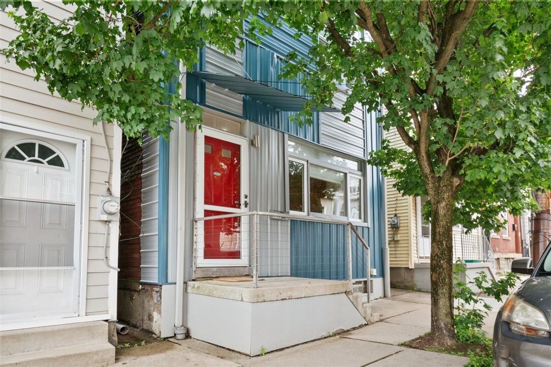 Property Photo: 5160 Carnegie PA 15201
