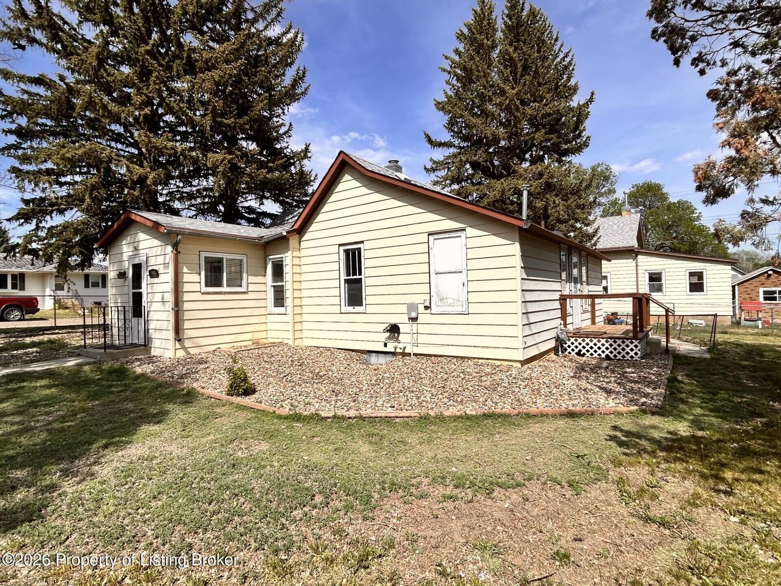 Property Photo:  507 2nd Street NW  ND 58623 