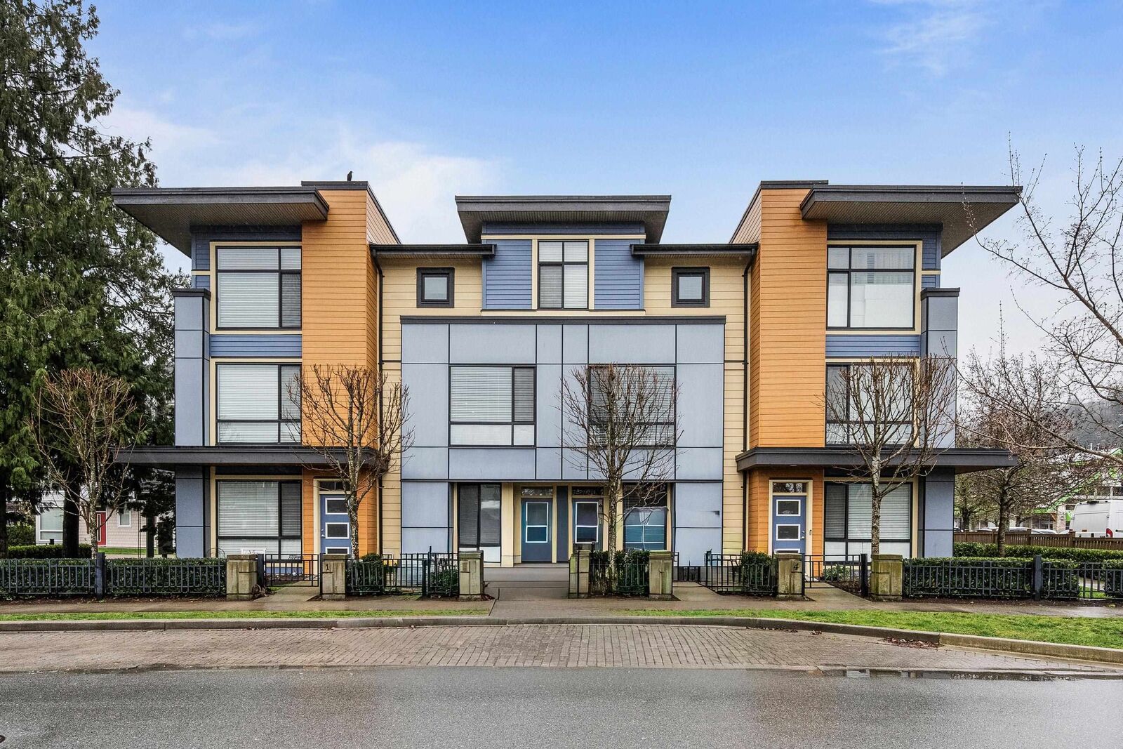 Property Photo: 45615 Tamihi Way 3 BC V2R 0X4
