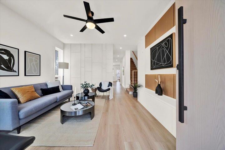 Property Photo: 10039 128 Street 102 BC V3T 2Z1