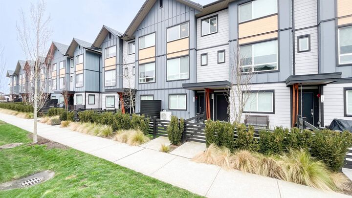 Property Photo:  4375 Cormorant Way 16  BC V4M 0G3 