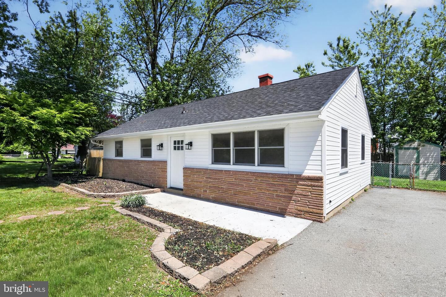 Property Photo:  111 Dyer Avenue  DE 19720 