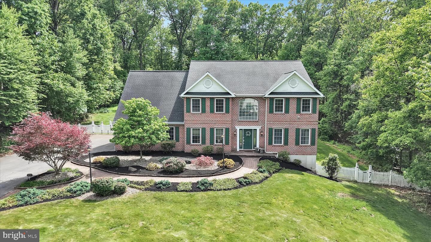 Property Photo: 224 Pine Circle PA 19508