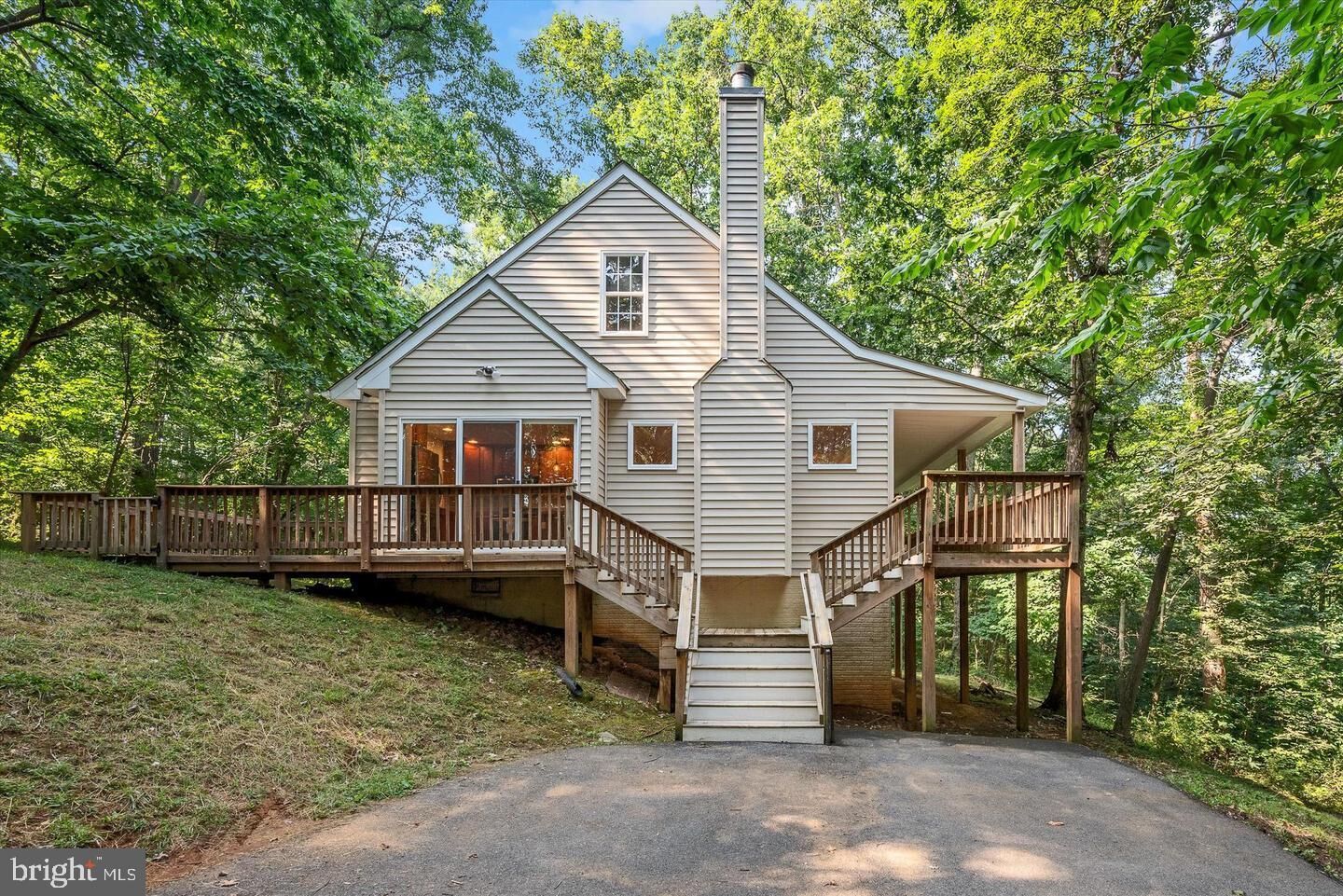 Property Photo:  175 Easy Hollow Road  VA 22630 
