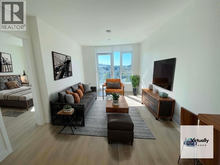 Property Photo: 318 Alderson Avenue 1008 BC V3K 0J1