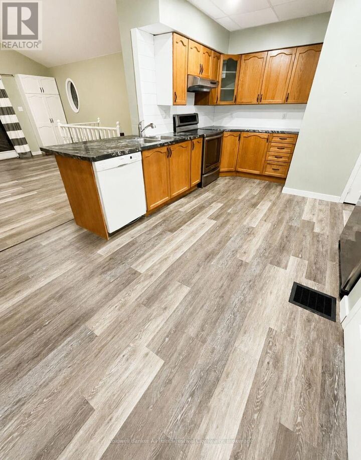 Property Photo:  100 John Street East  ON N0G 2W0 