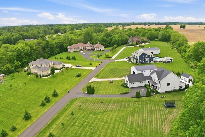 Property Photo:  420 Lackey Old State Road  OH 43015 