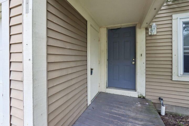 Property Photo:  4087 Forest Edge Drive  OH 43230 