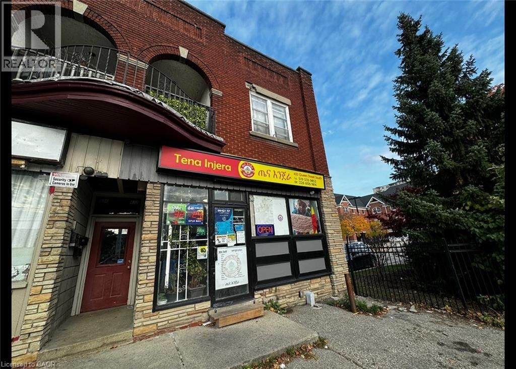 Property Photo:  432 Queen Street South D  ON N2G 1W7 