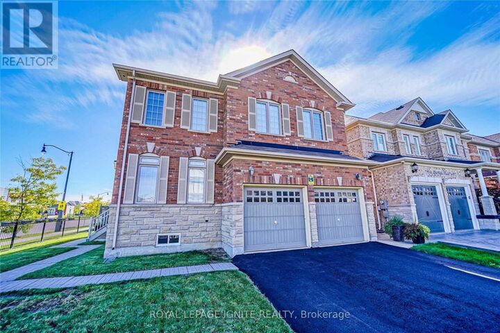 Property Photo:  26 Ironshield Drive Upper  ON L6P 3N4 