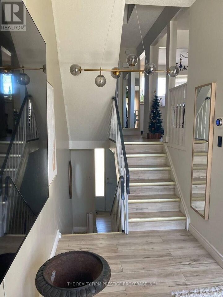 Property Photo: 1264 Limberlost Road 18 ON N6G 3A5