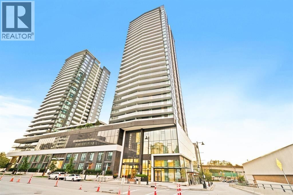 Property Photo:  318 Alderson Avenue 1008  BC V3K 0J1 