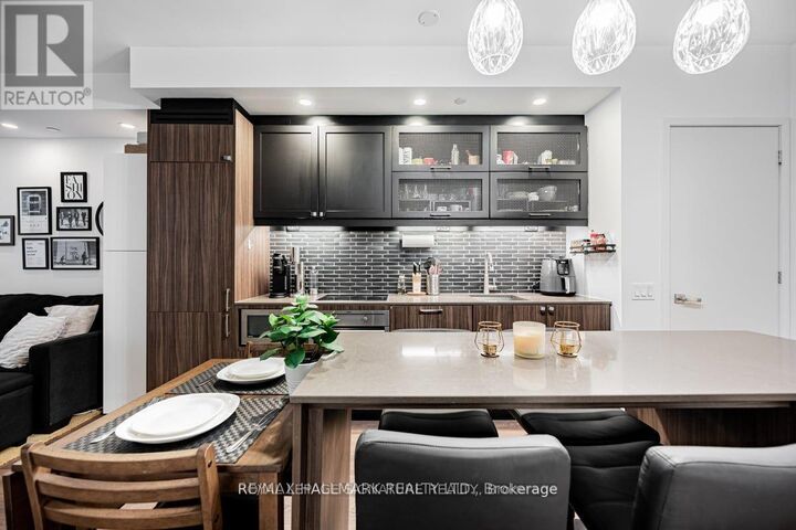 Property Photo: 783 Bathurst Street 227 ON M5A 0A8