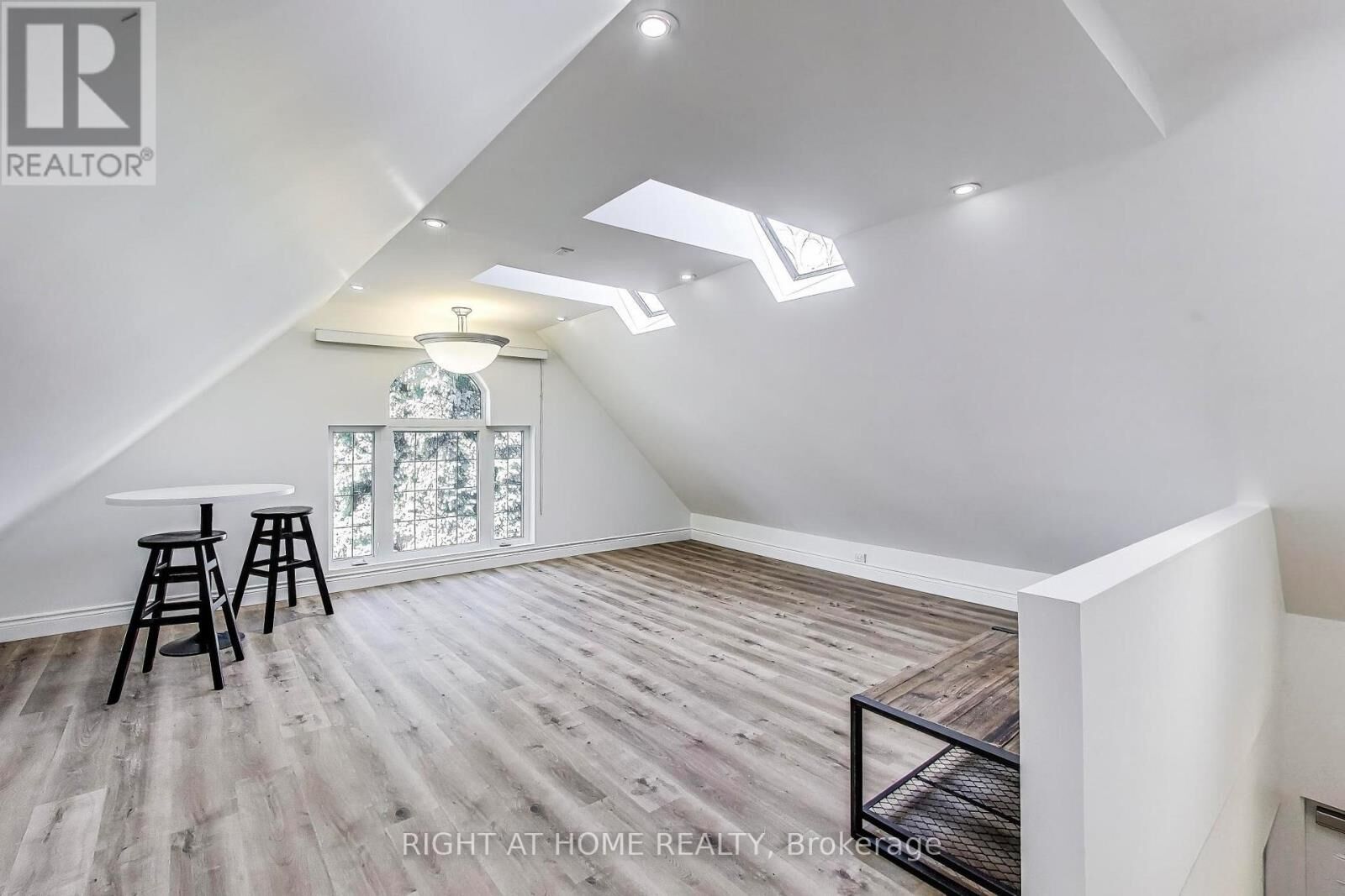 Property Photo:  Martin Grove Road  ON M9B 4M3 
