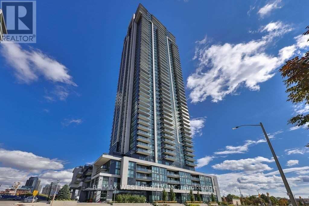 Property Photo:  3975 Grand Park Drive 1502  ON L5B 4M6 