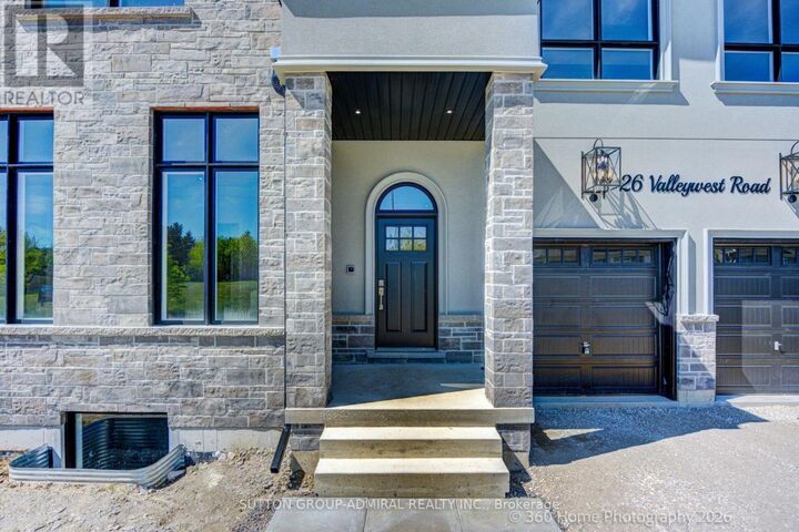 Property Photo:  26 Valleywest Road  ON L6P 4R5 